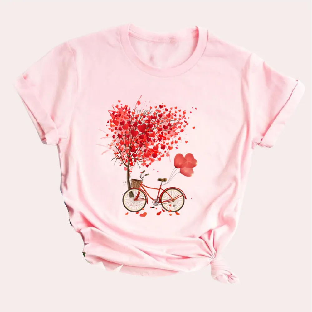 Amanda - Graphic T-Shirt for Ladies - Trendy & Casual