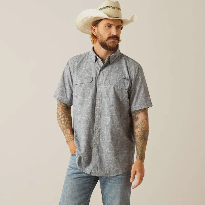 Ariat Men's VentTEK Outbound Fitted Short Sleeve Shirt Ombre Blue 10055227