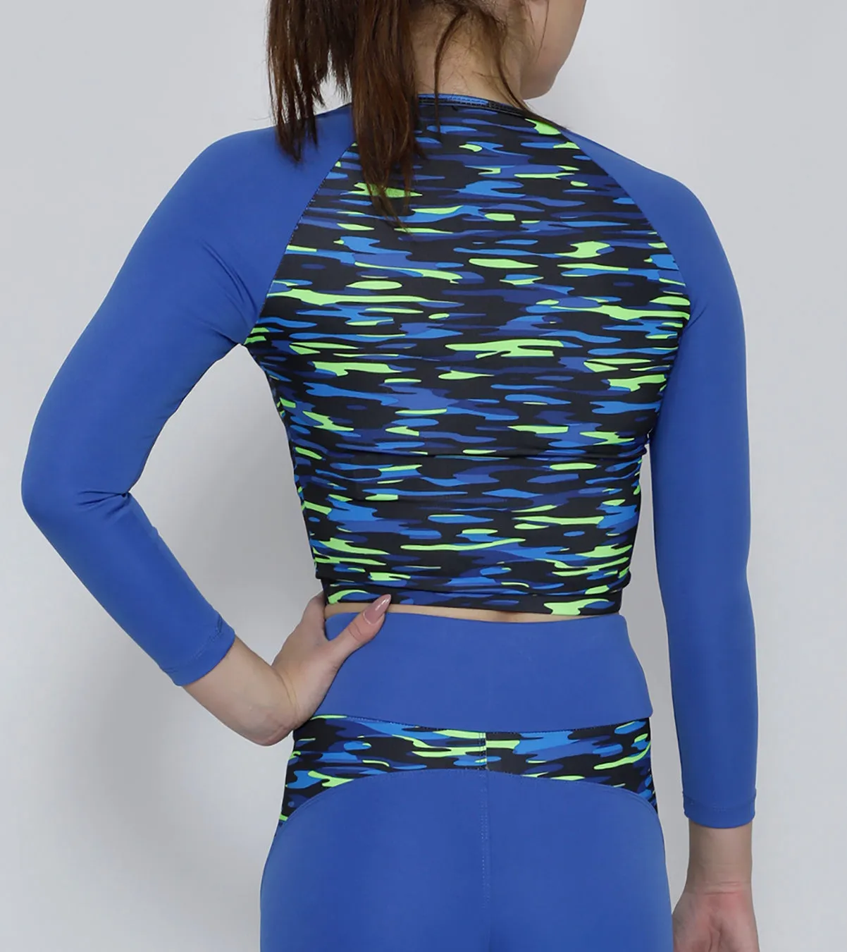 Blue Black Illusion Crop Zipper