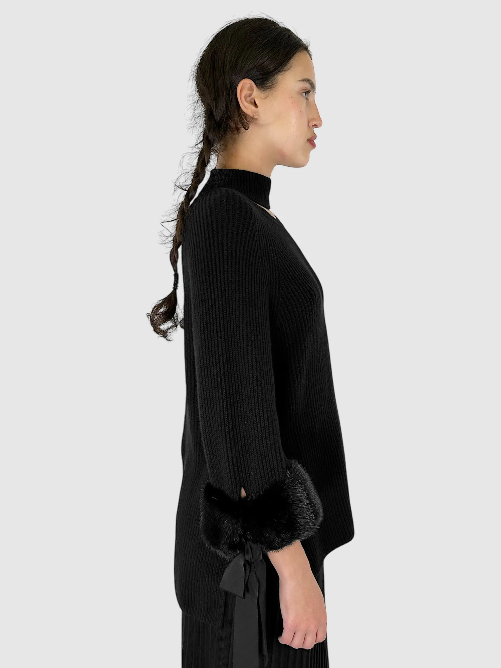 Bow and Fur Detail Mock Neck Top - Size 42