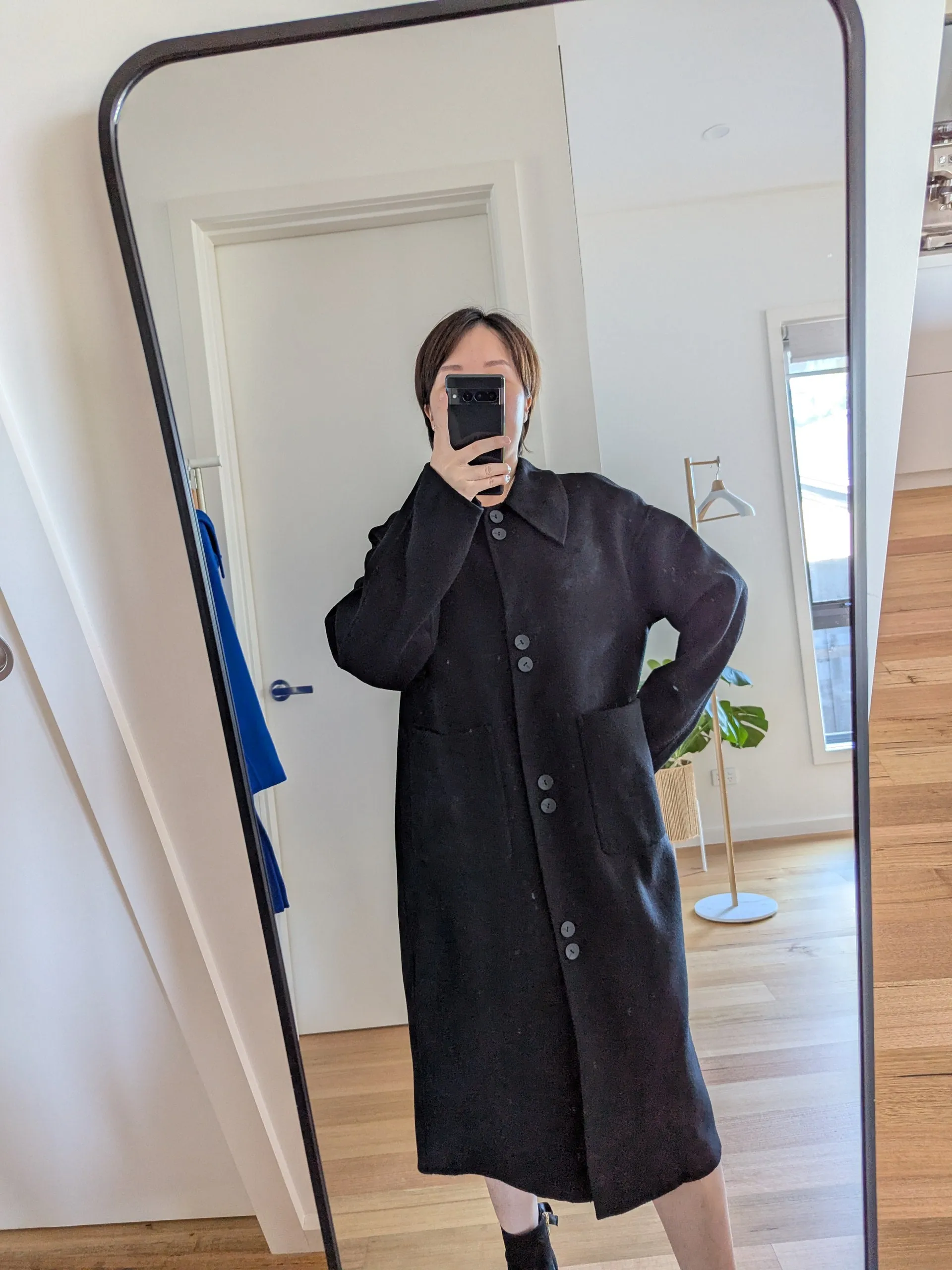 Brand New 100% Wool Coat 939 Size L 12-14 FREE SHIPPING