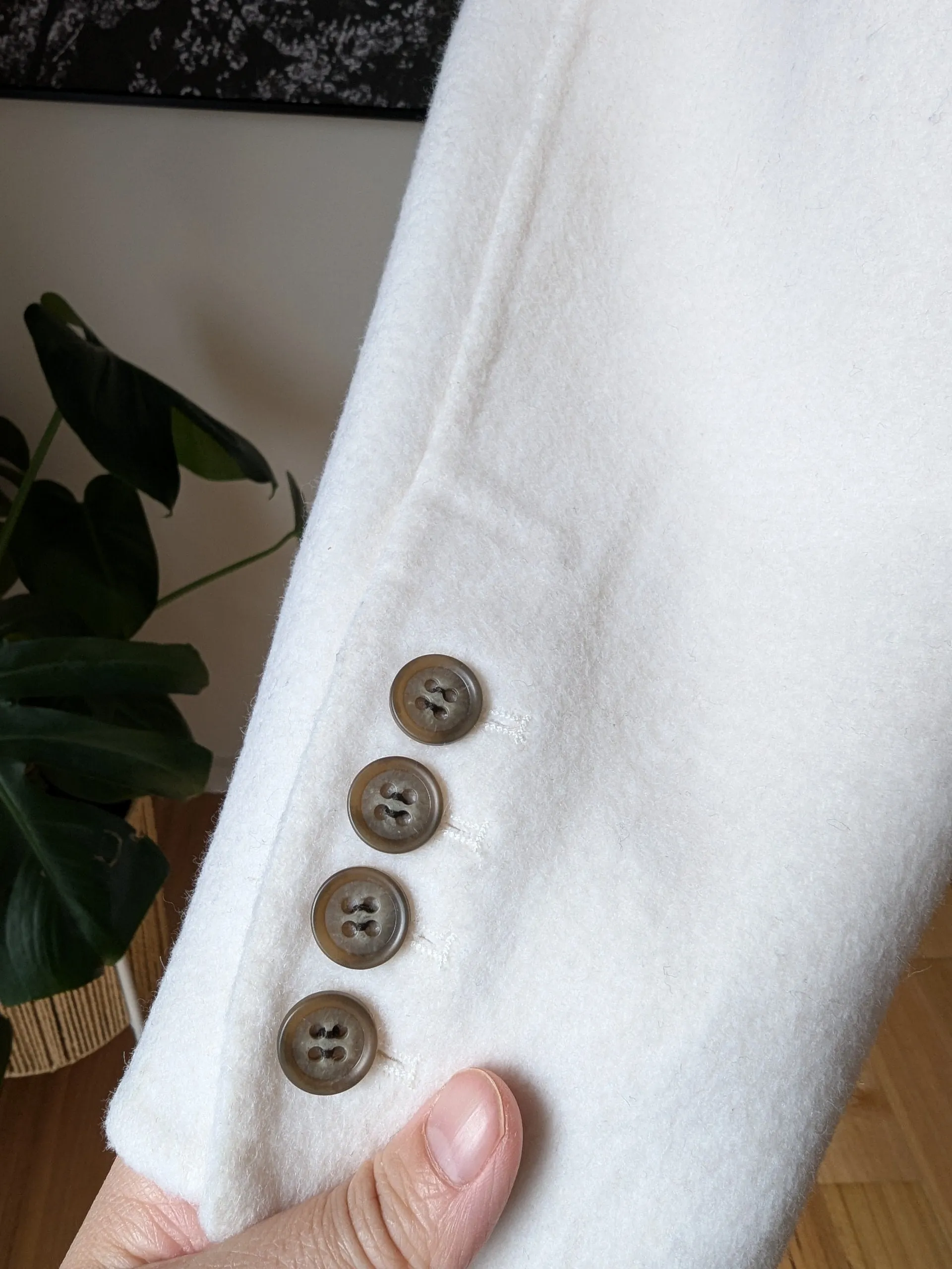 Brand New 100% Wool Coat Size 12-14 FREE SHIPPING High Quality Wool 078