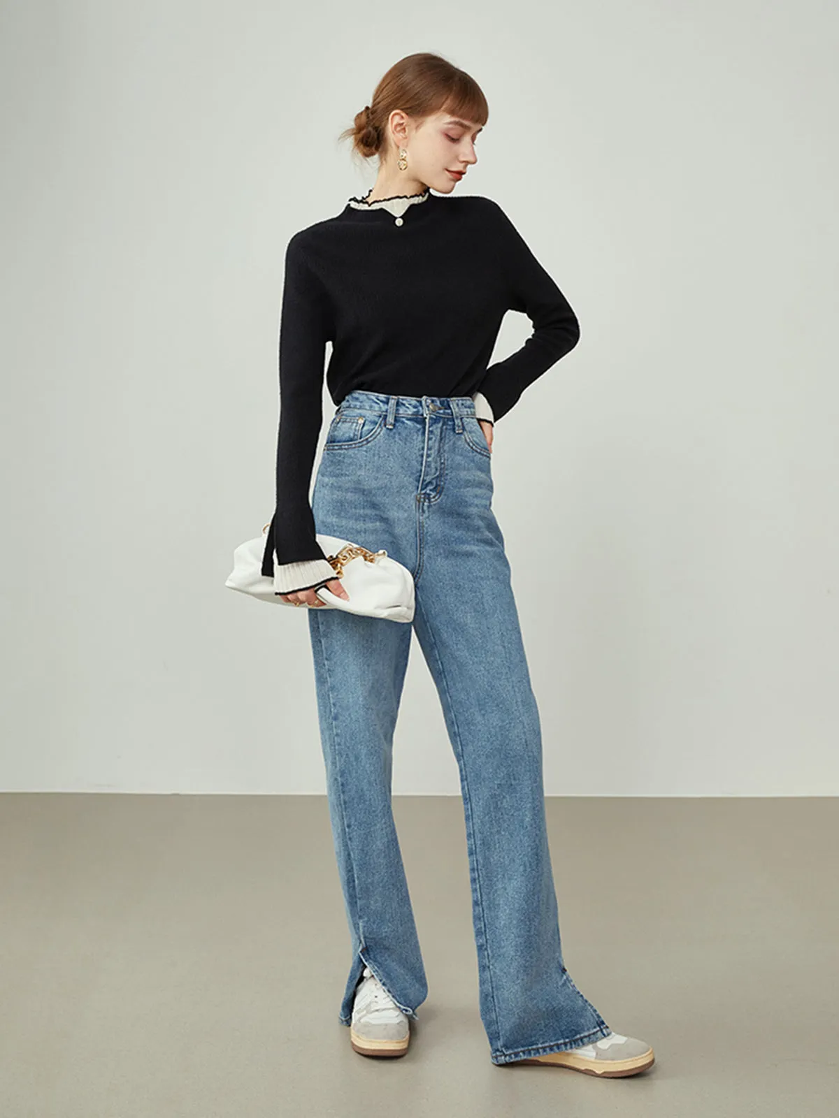 Contrast Trim Mock Neck Knit Top