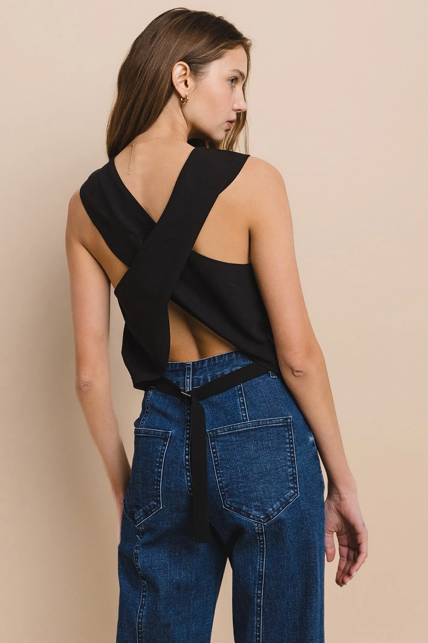 CRISS CROSS BACK DETAILED TAILORED VEST W6443JIA