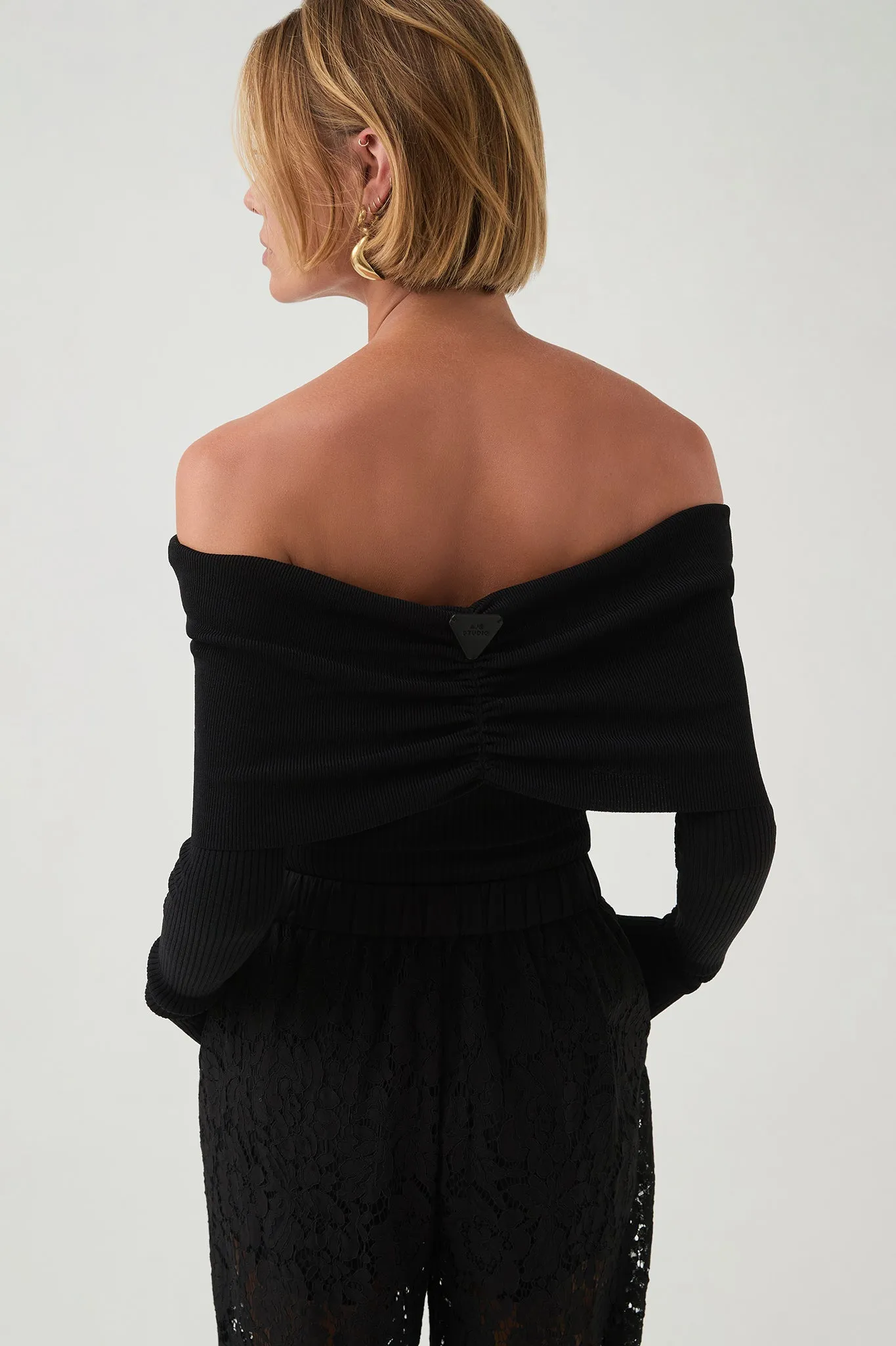 Deia Off Shoulder Long Sleeve Top