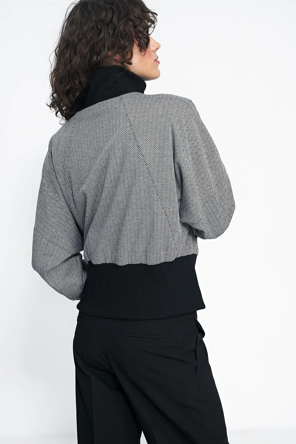 Elegant Minimalist Straight-Cut Jacket