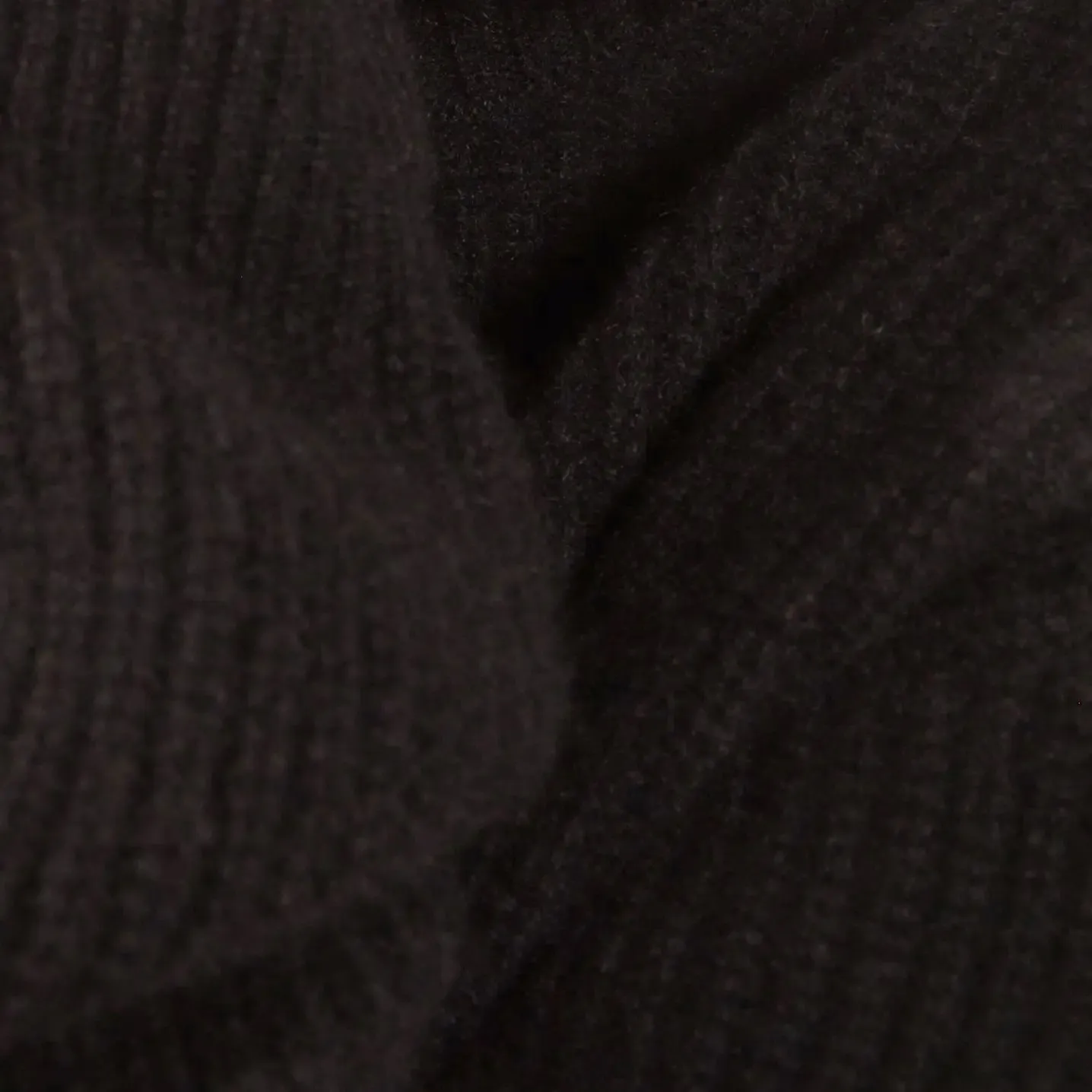 Ellie Cashmere Turtleneck by Italic
