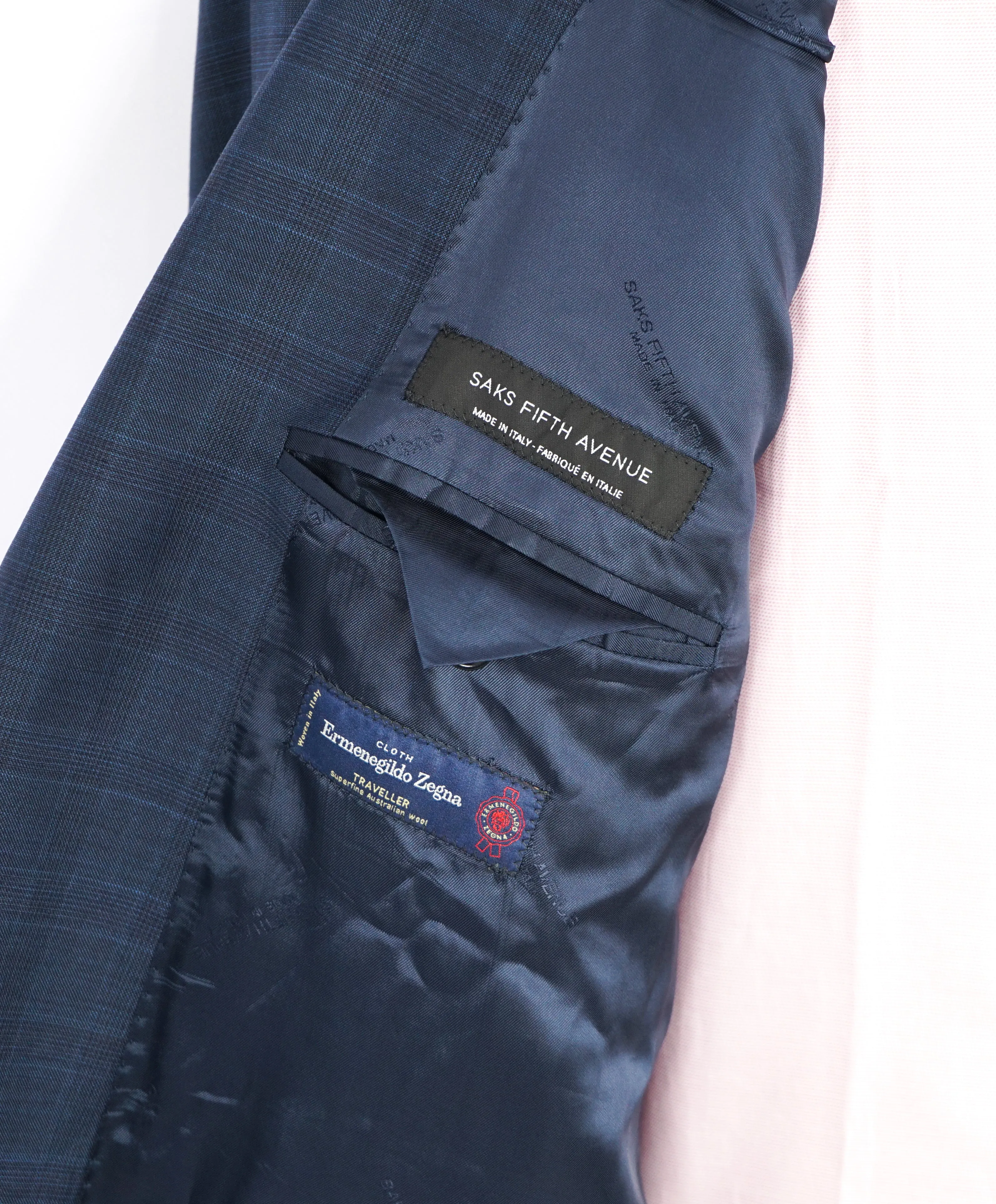 ERMENEGILDO ZEGNA - By SFA *TRAVELLER/ AUSTRALIAN WOOL* Blue Check Suit - 48R