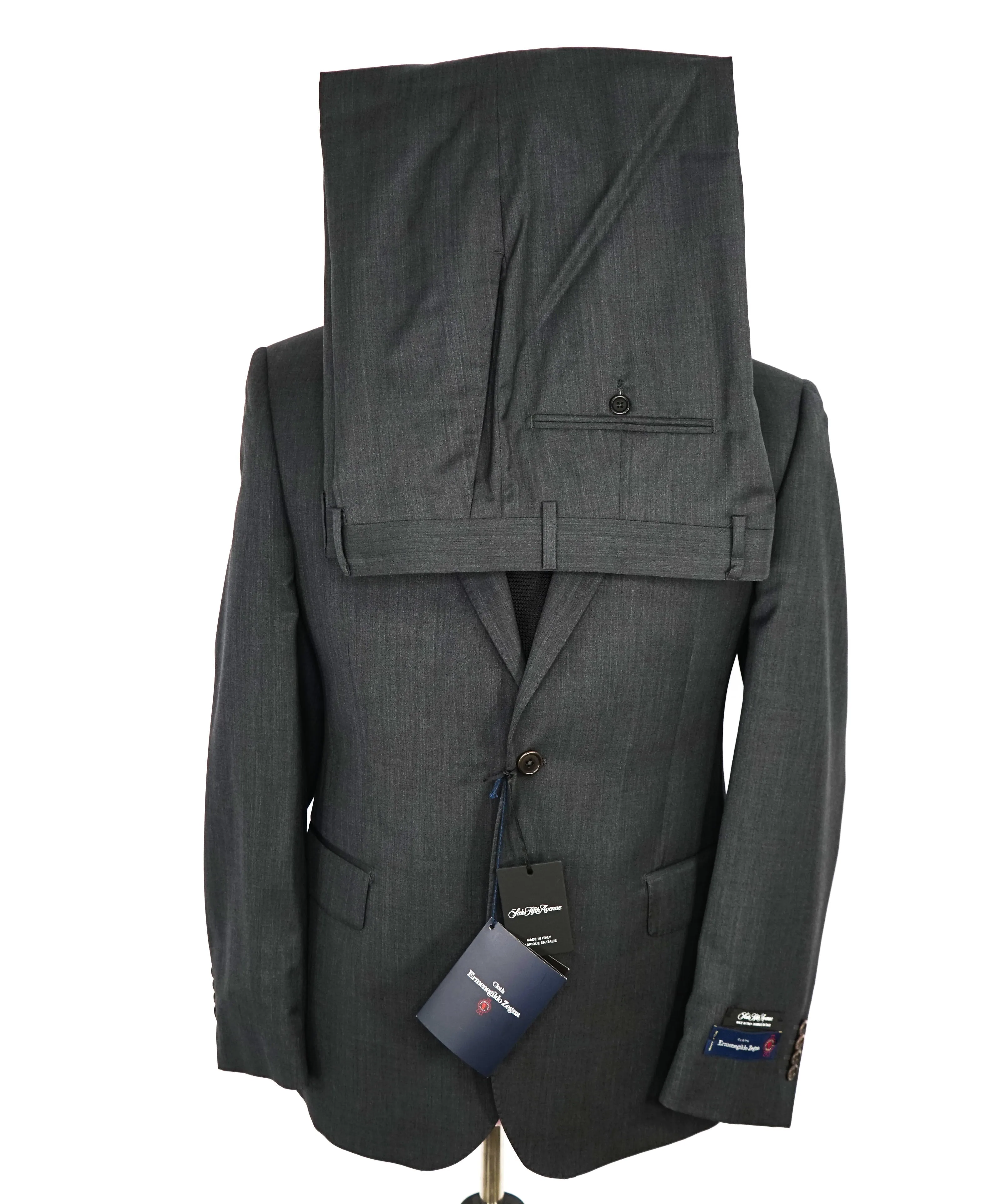ERMENEGILDO ZEGNA - "TAILORED FIT" SAKS FIFTH AVENUE *SILK* Gray Suit - 42R