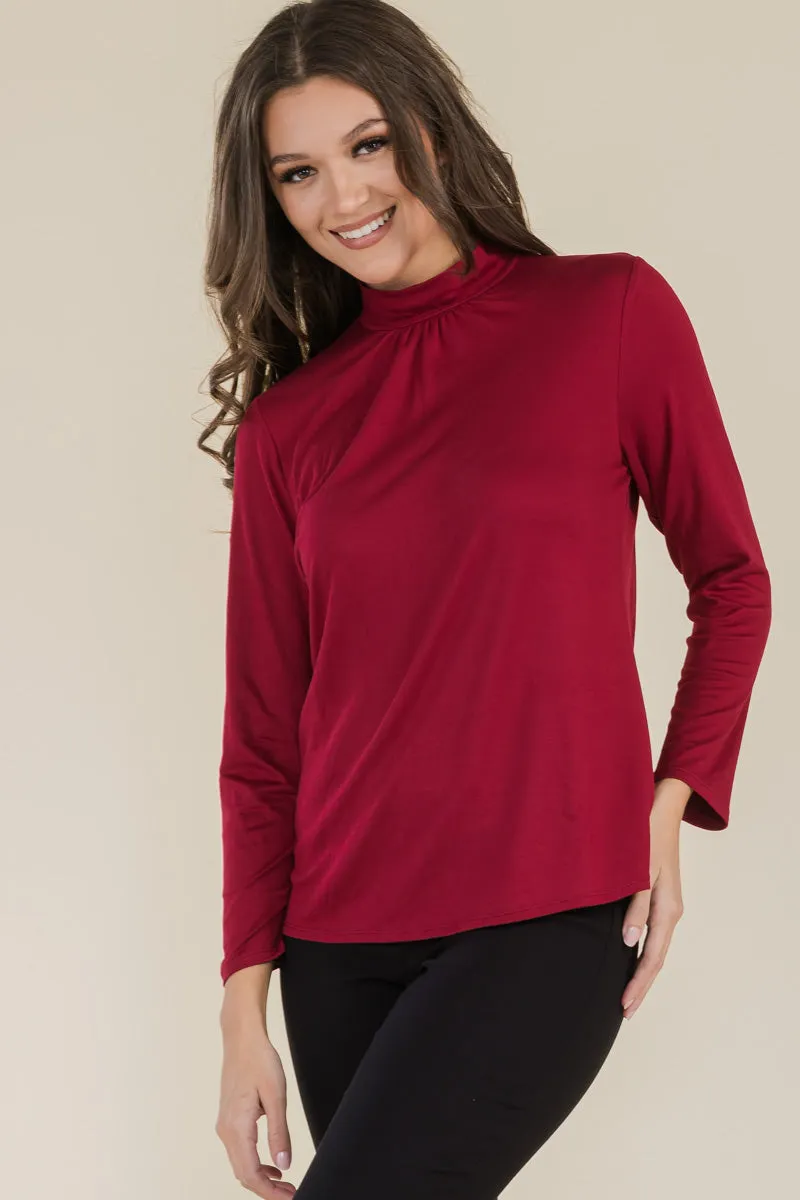 FITTED MOCKNECK LONG SLEEVE TOP