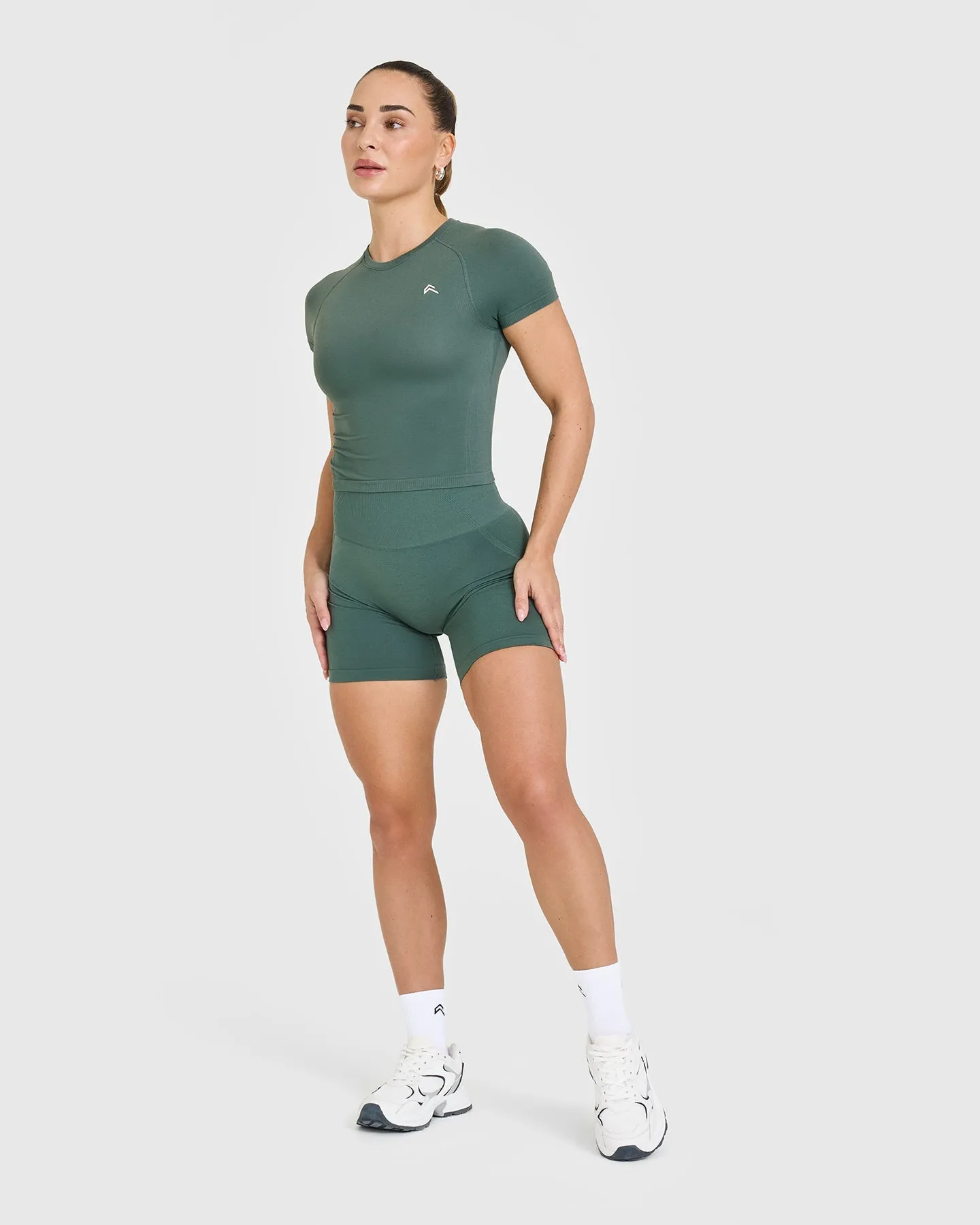 Go To Seamless Fitted Mid Top | Iced Green