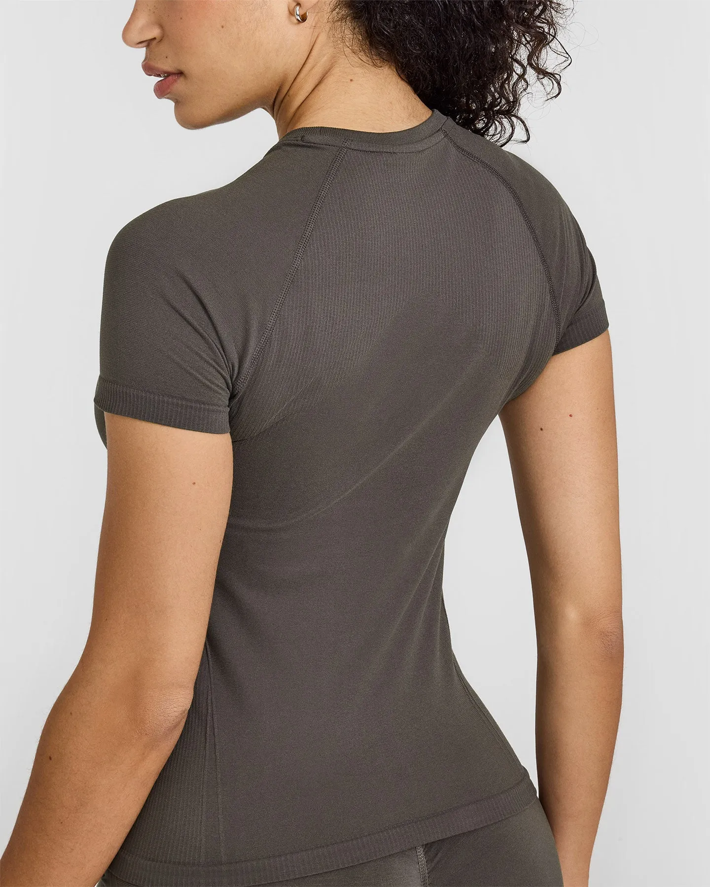Go To Seamless Fitted Top | Deep Taupe