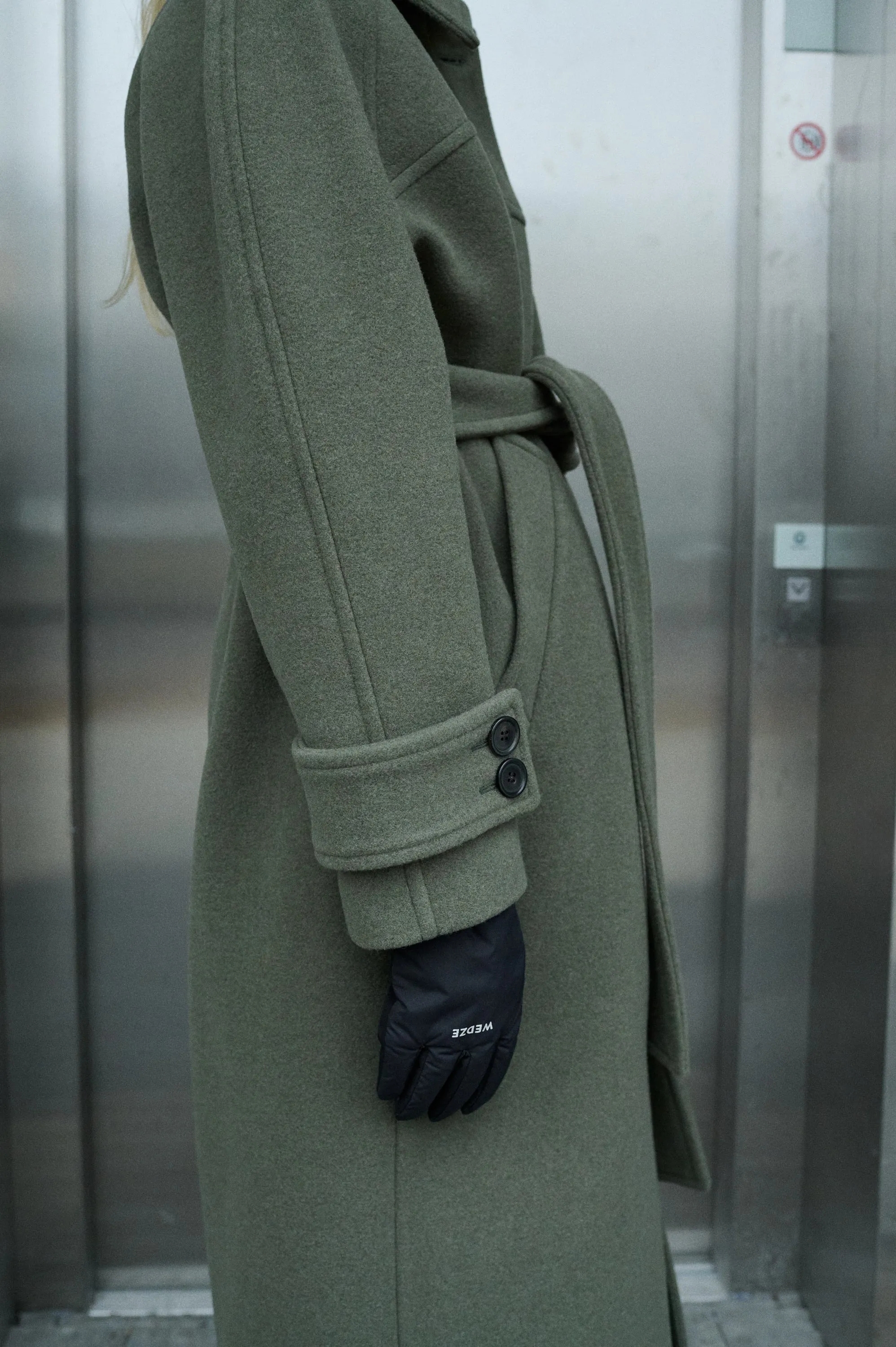 HENRI LONG WOOL COAT WITH RAGLAN SLEEVES GREEN