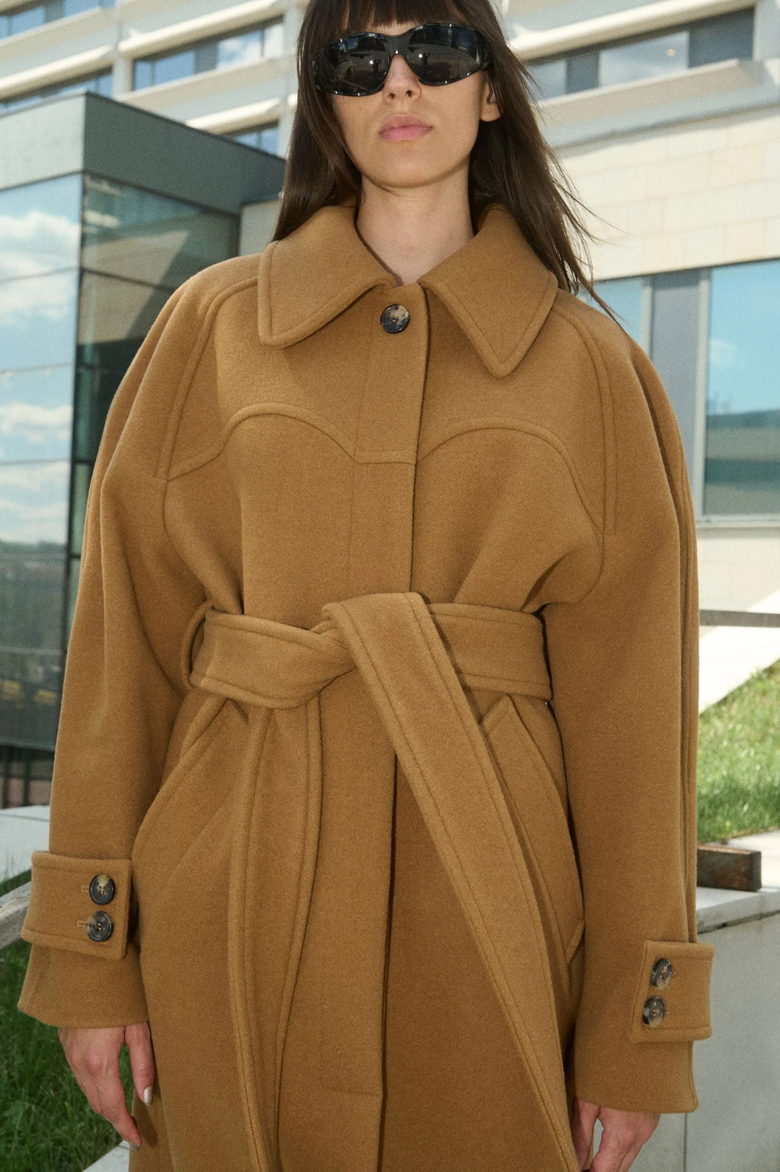 HENRI SHORT WOOL COAT WITH RAGLAN SLEEVES