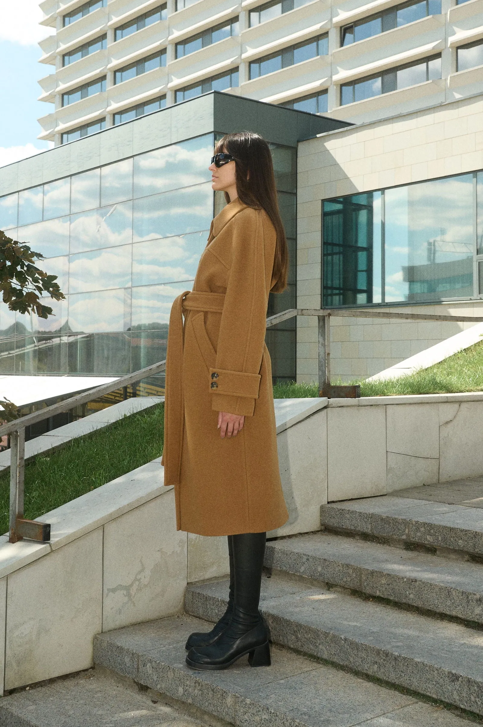 HENRI SHORT WOOL COAT WITH RAGLAN SLEEVES