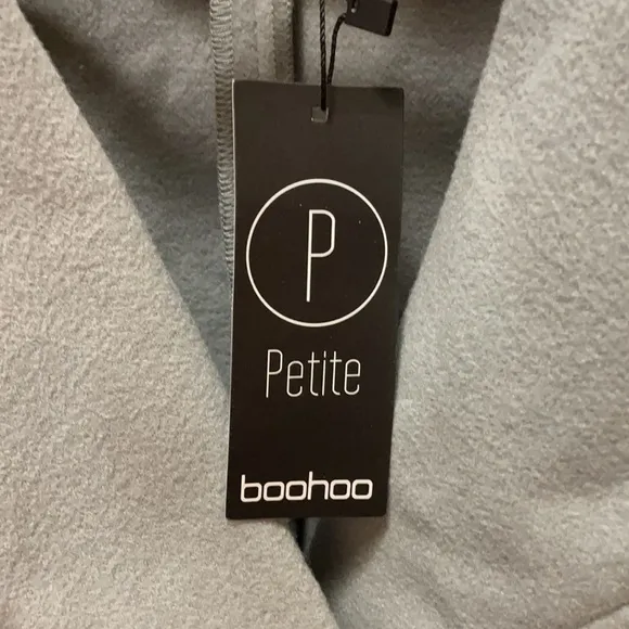 🎉Host Pick🎉 Boohoo Petite Nicole Belted Wool Look Robe Duster Coat Size 4P NWT