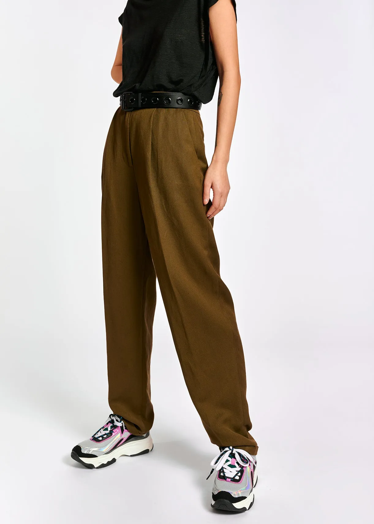 Khaki green tailored mid-rise pants
