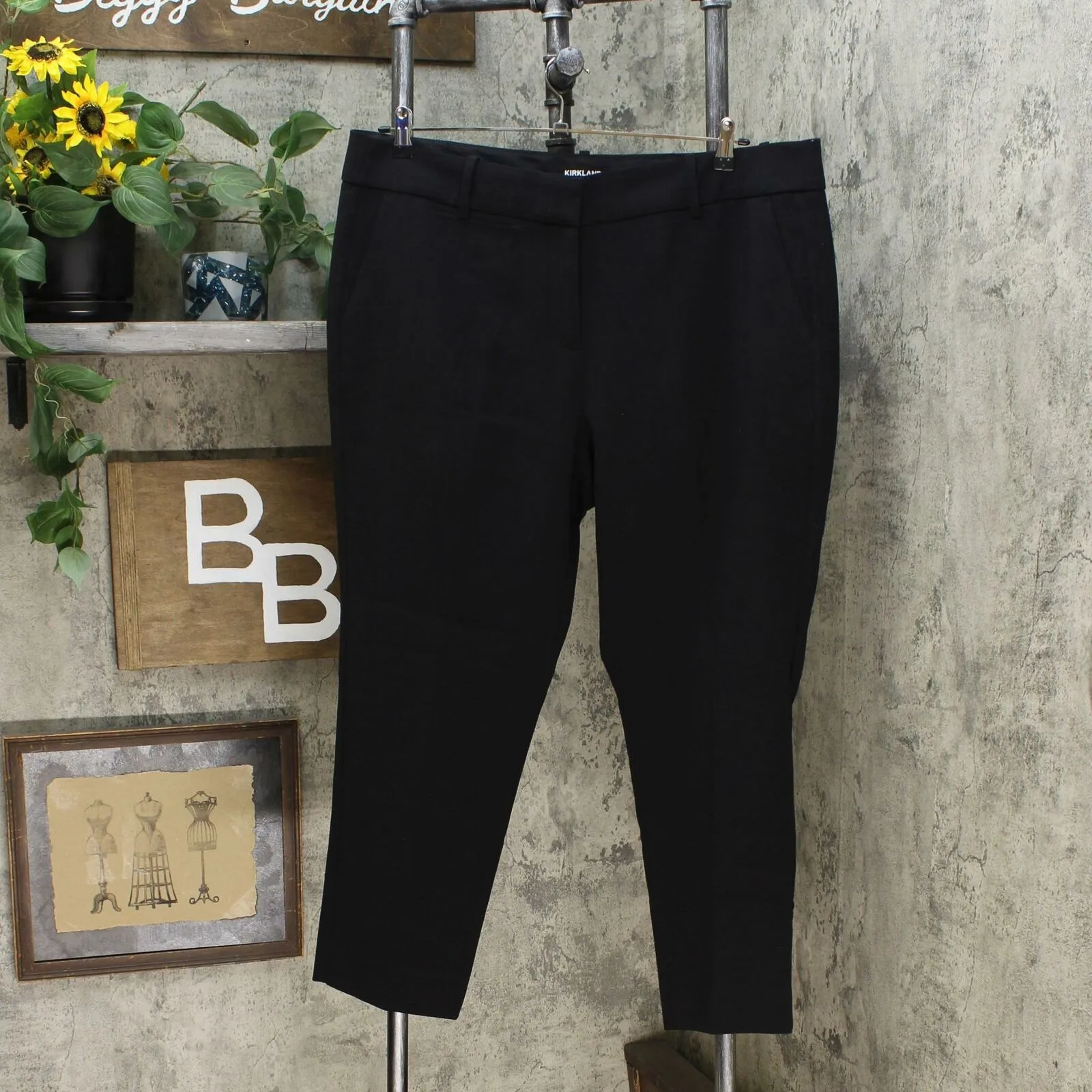 Kirkland Signature Women's Slim Crop Trouser Pants