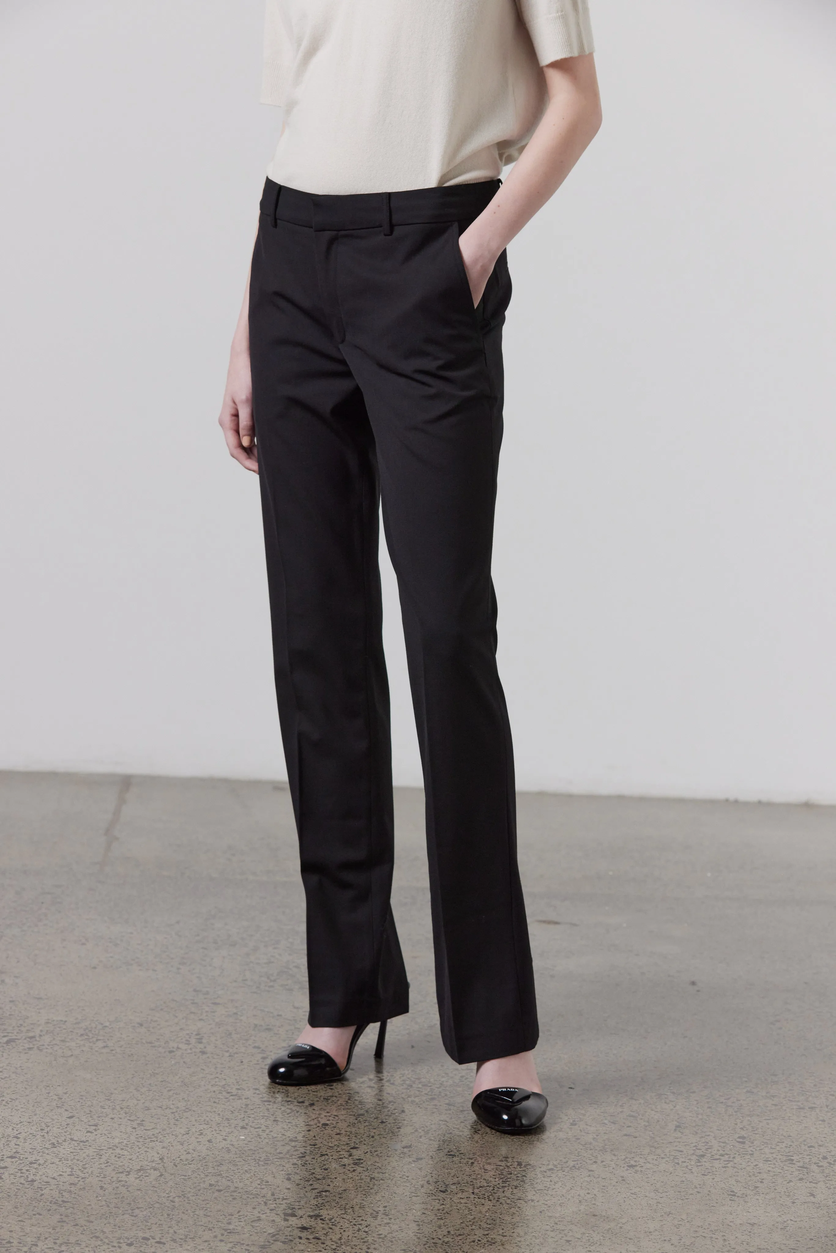 Laing | Bronson Mid Rise Split Hem Pant - Black