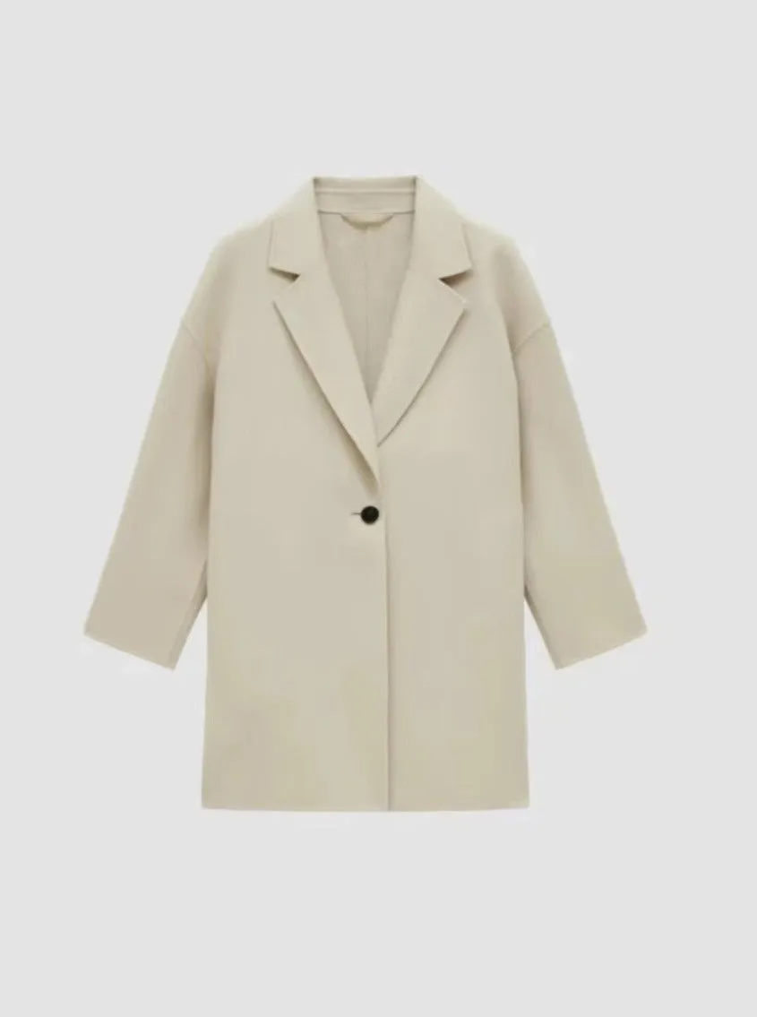 Light-Weight Wool Coat with Classic Notch Lapels