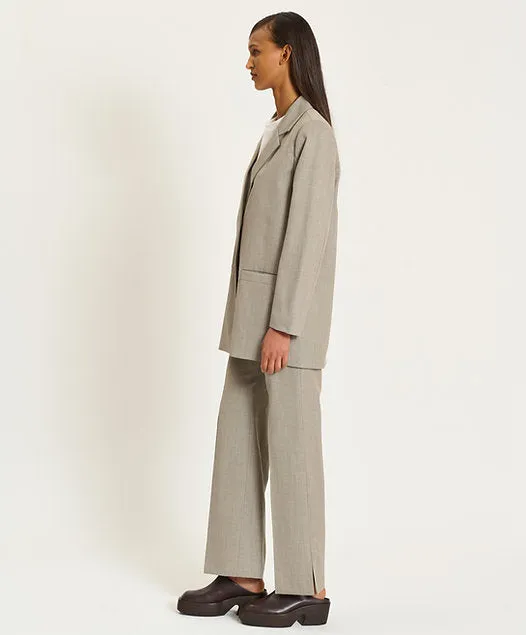 Long Blazer in beige brown