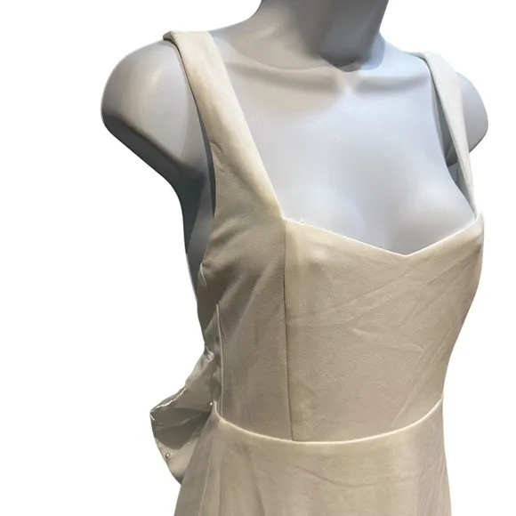 Lulus Romantic Glow White Backless Pearl Bow Maxi Dress Size Small NWOT
