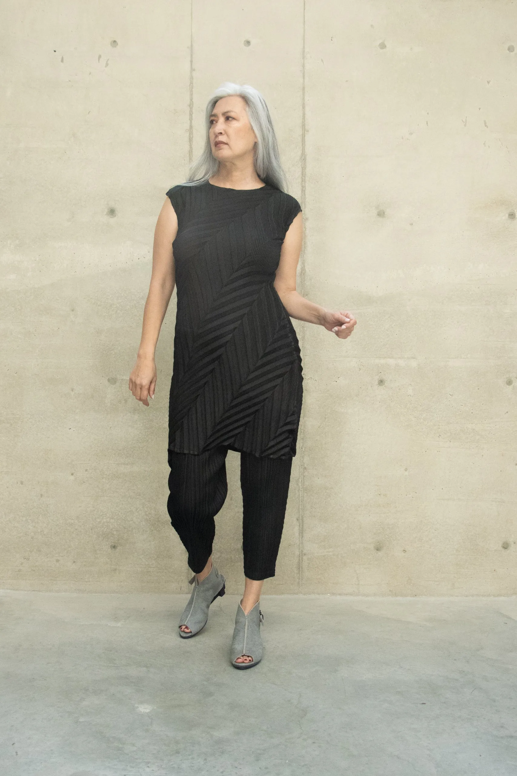 MC Oasis Stepping Dress