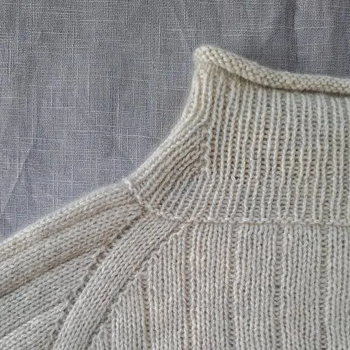 Mere Sweater by Aneta Bleyer