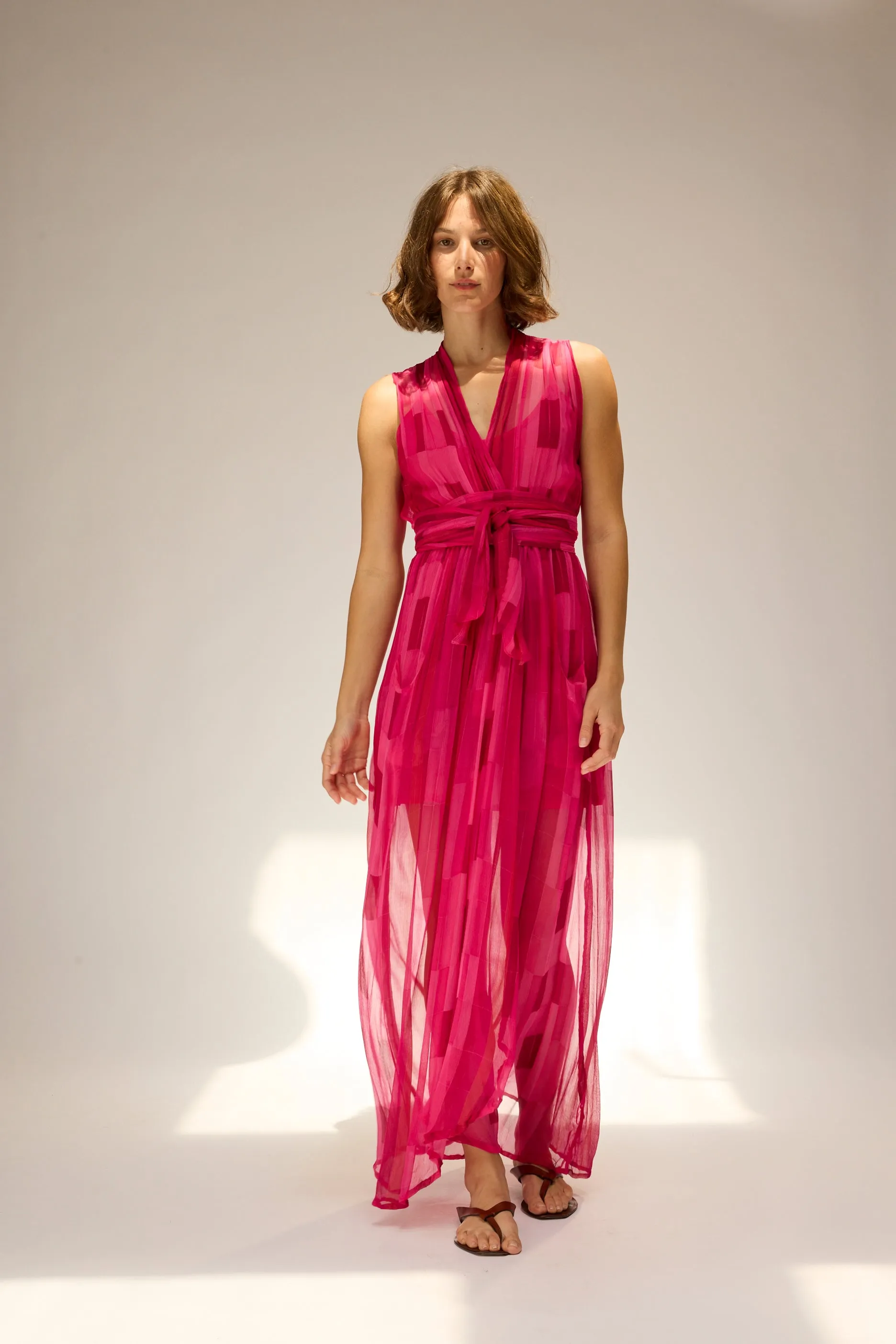 NICO SLEEVELESS MAXI