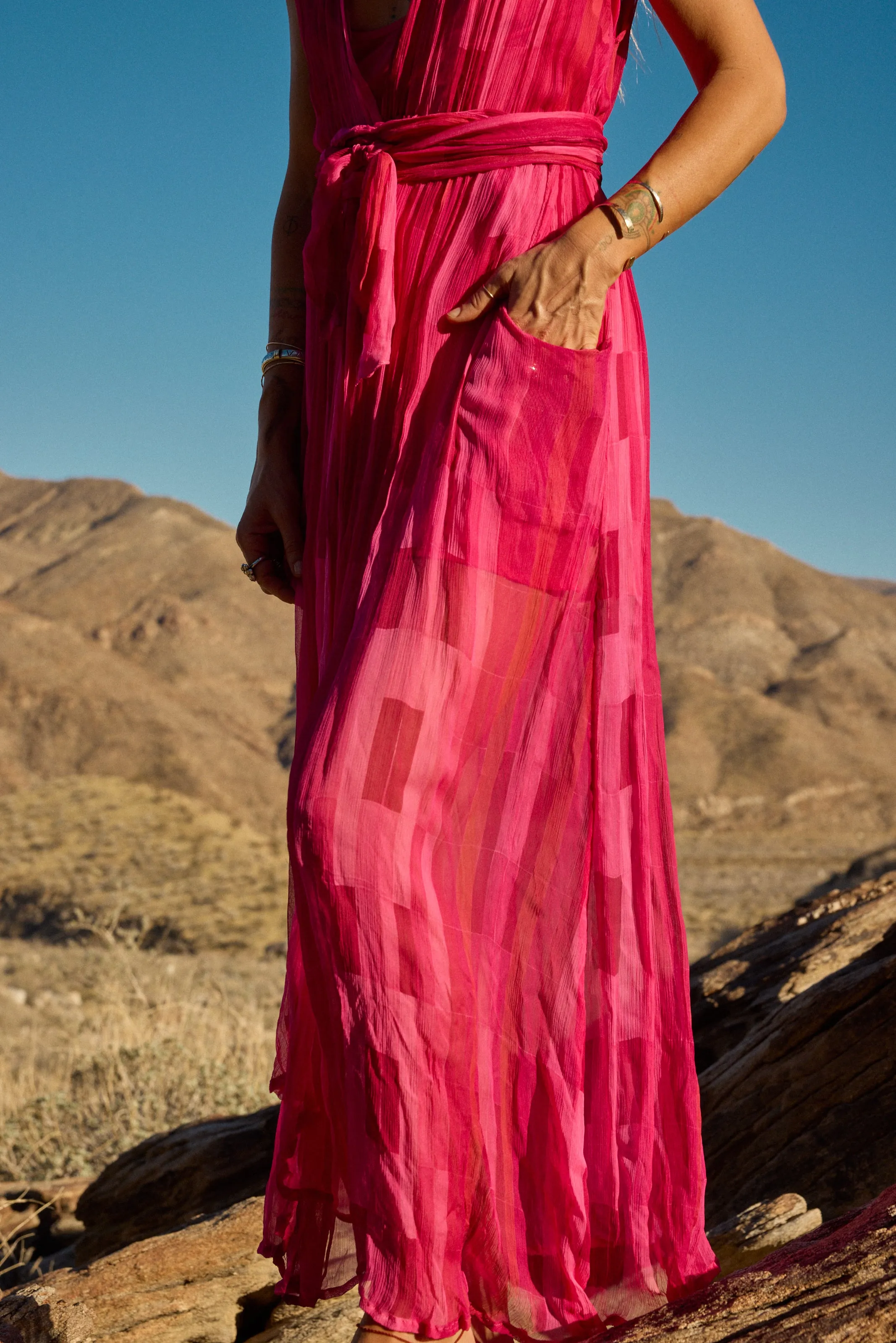 NICO SLEEVELESS MAXI