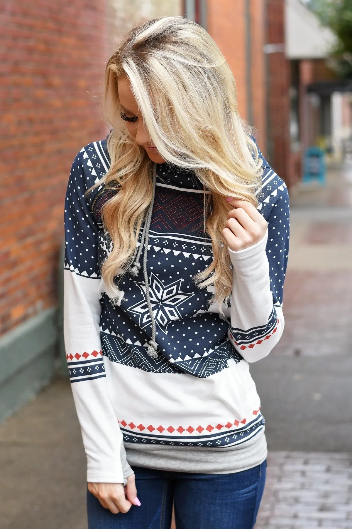 Nordic Holiday Ampersand Double Hood