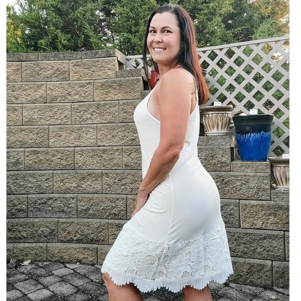 Off White New Scalloped Guipure Lace Dress Extender Slip