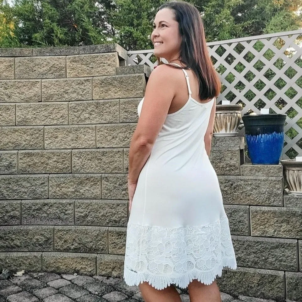 Off White New Scalloped Guipure Lace Dress Extender Slip