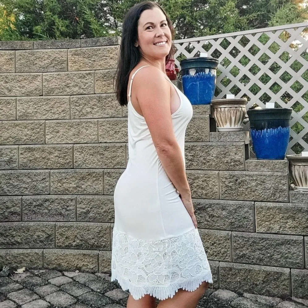Off White New Scalloped Guipure Lace Dress Extender Slip
