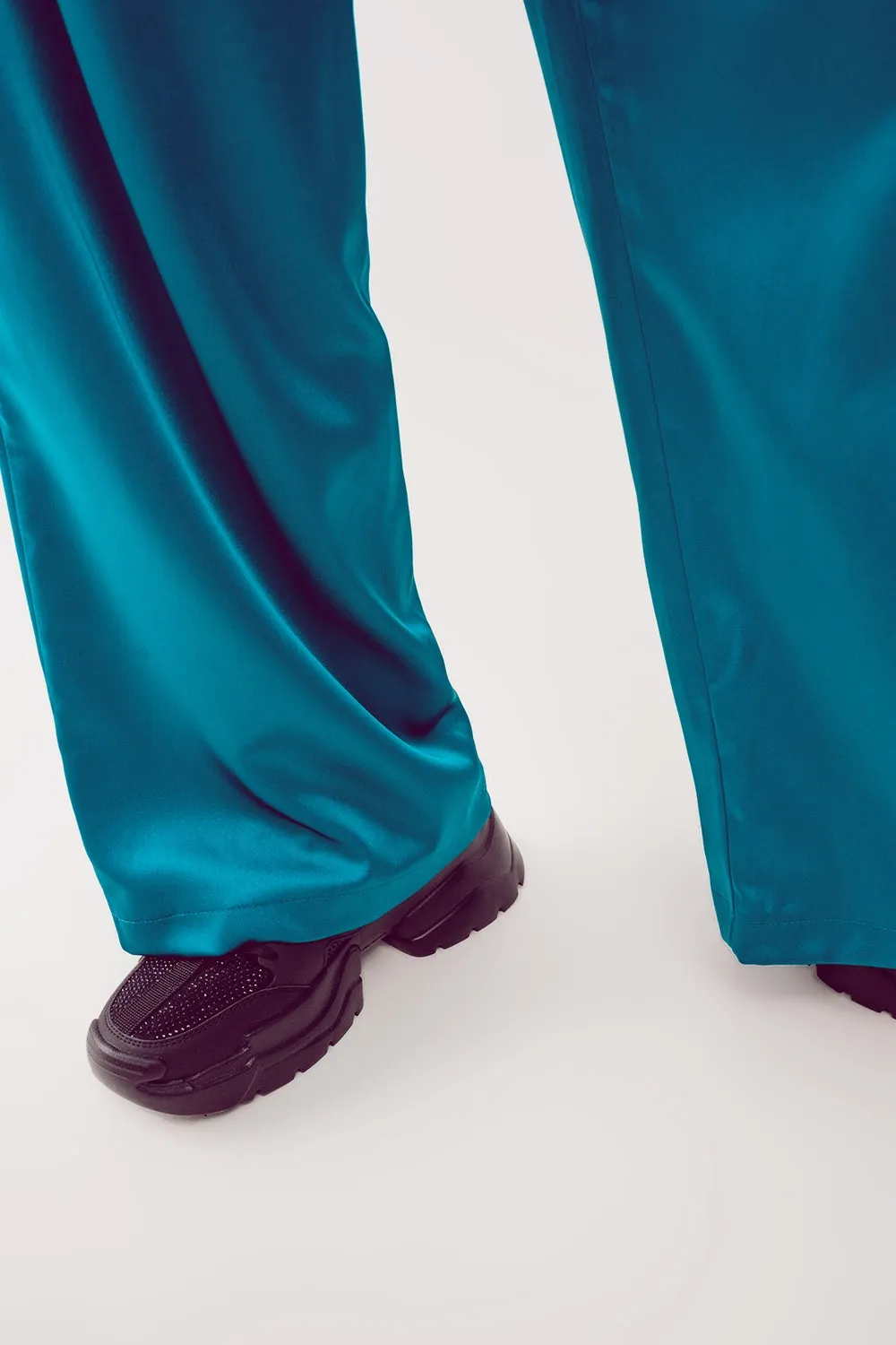Palazzo pleated pants in turquoise