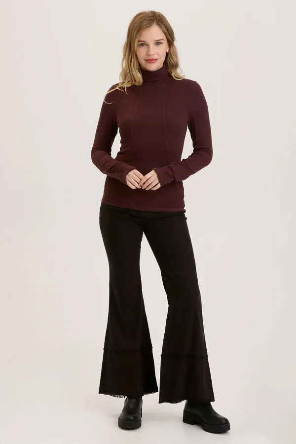 Rib Sorren Turtleneck