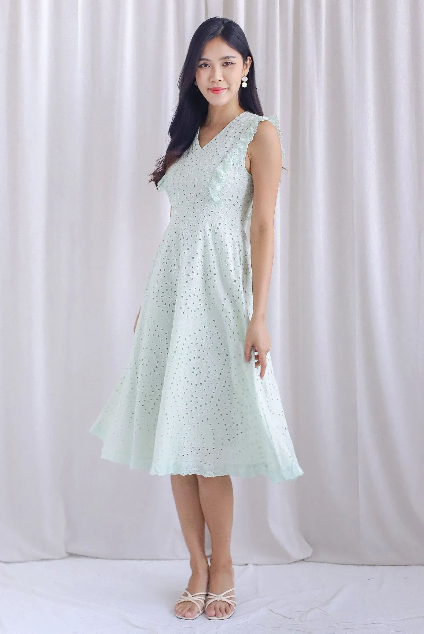Rivia Eyelet Ruffled Flare Dress In Mint Green