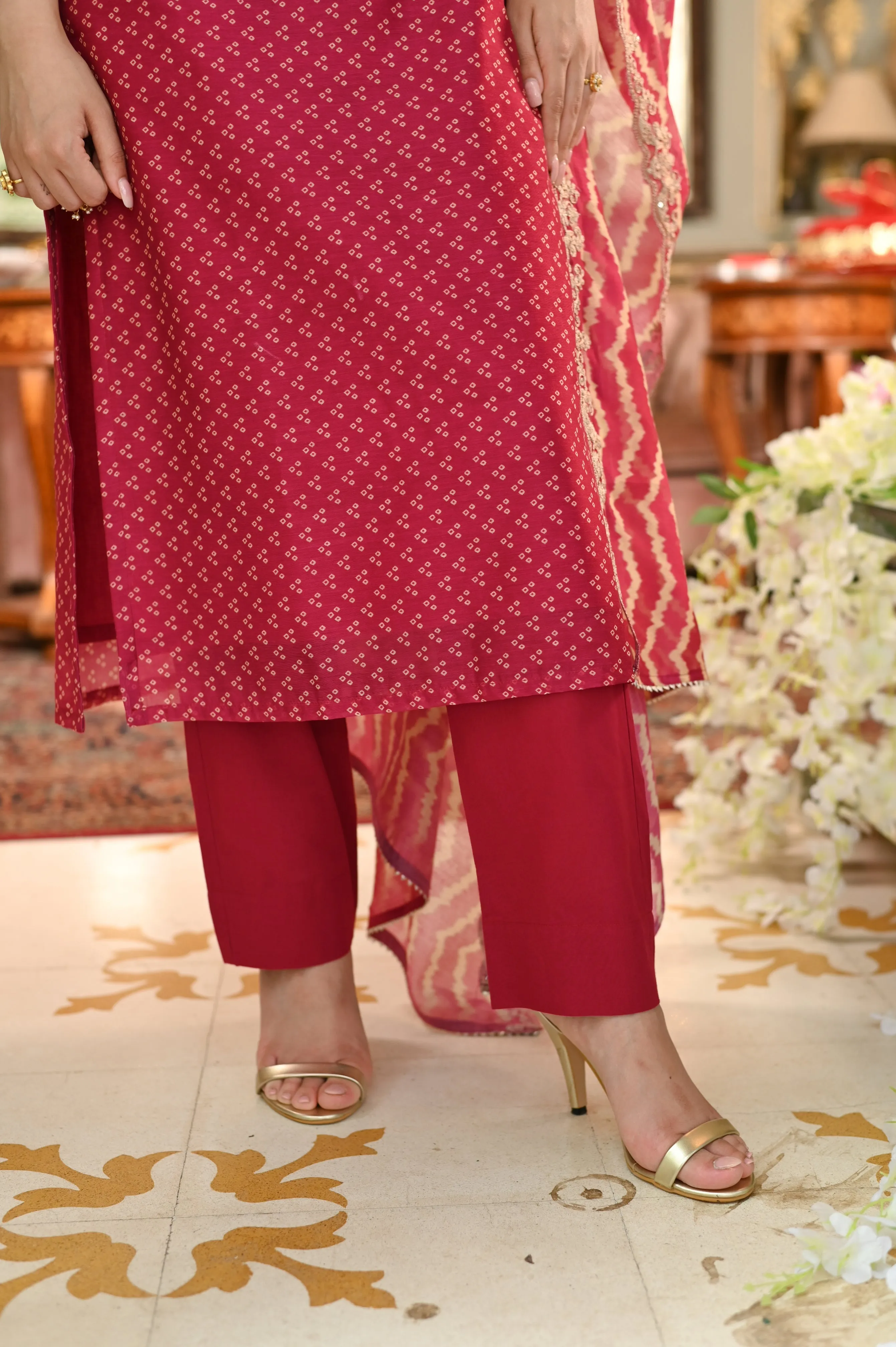 Rooh chanderi Suit Set with Marodi Work on Neck and Scallop Border Dupatta