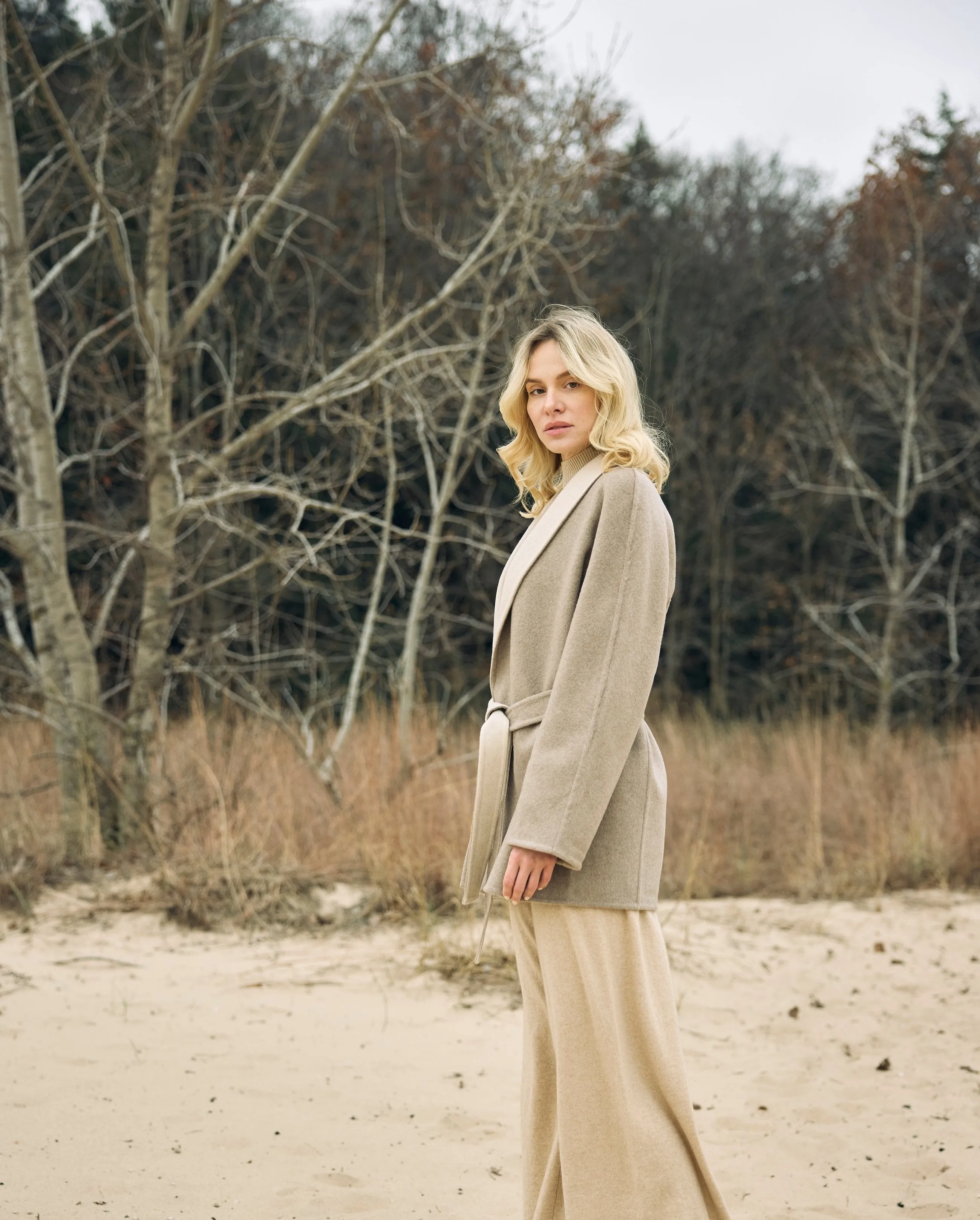 Shawl Lapel Collar Short Coat