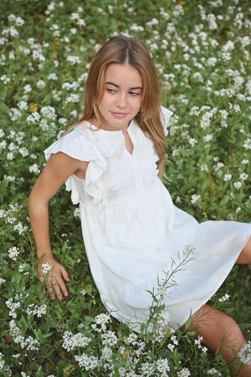 SHORT DRESS WITH EMBROIDERY DETAILS