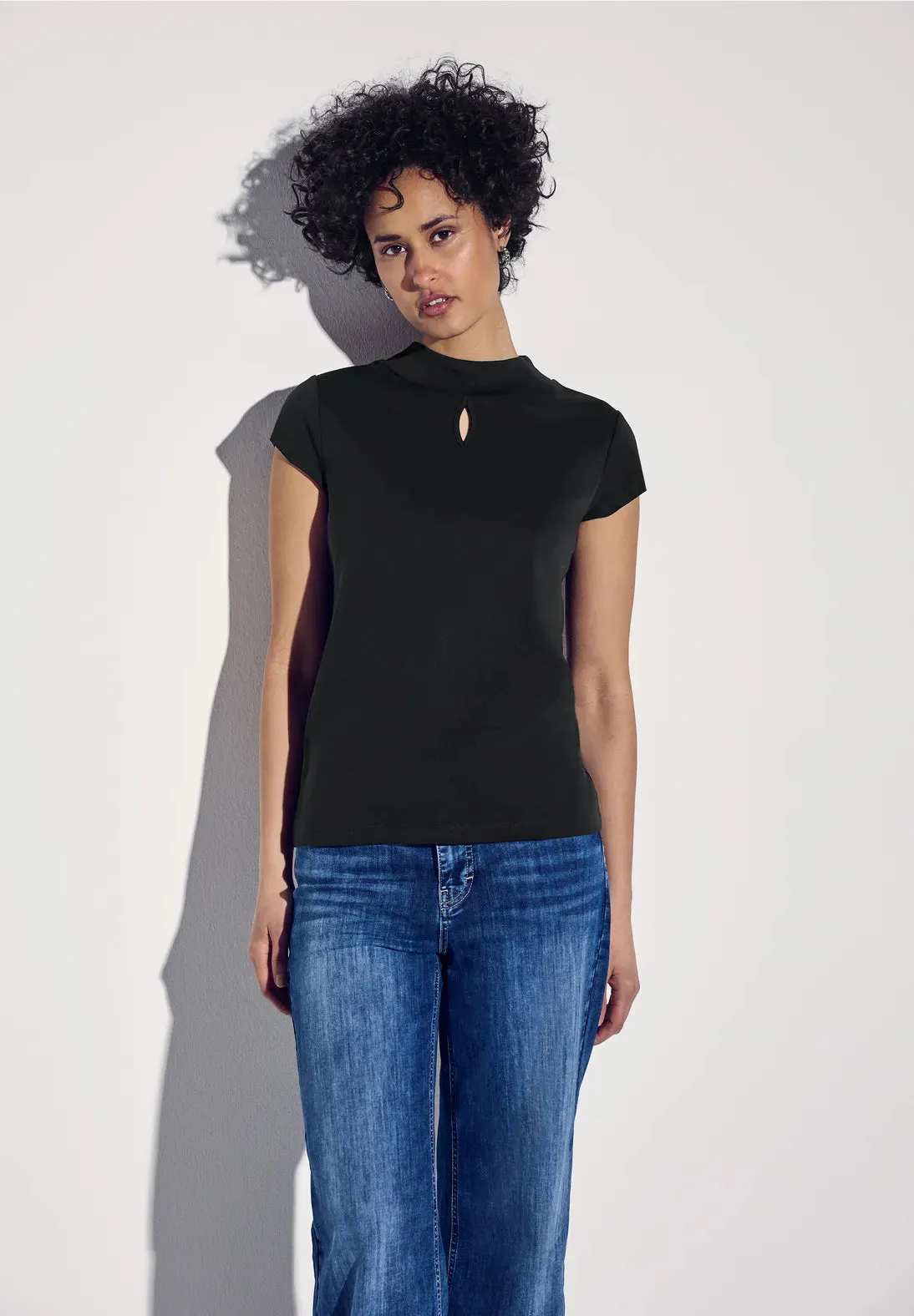Street One top with subtle cut-out