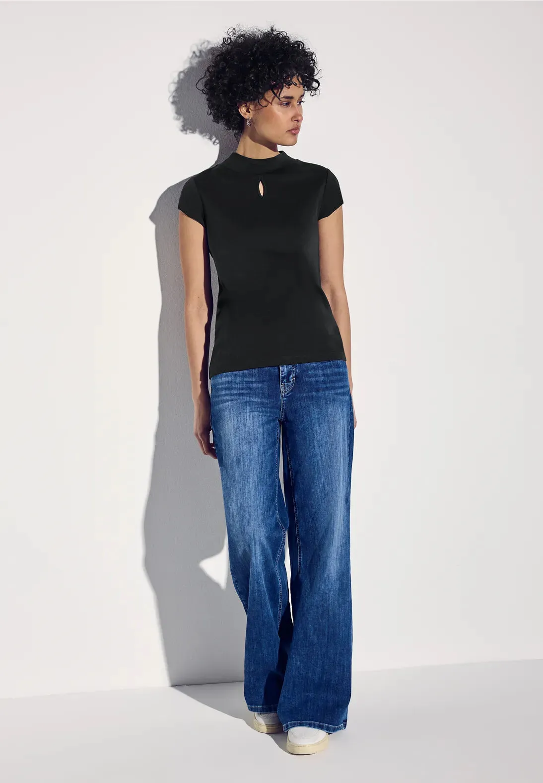 Street One top with subtle cut-out