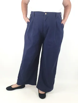 Suk Workwear navy pants size 18 (note: tailoring)