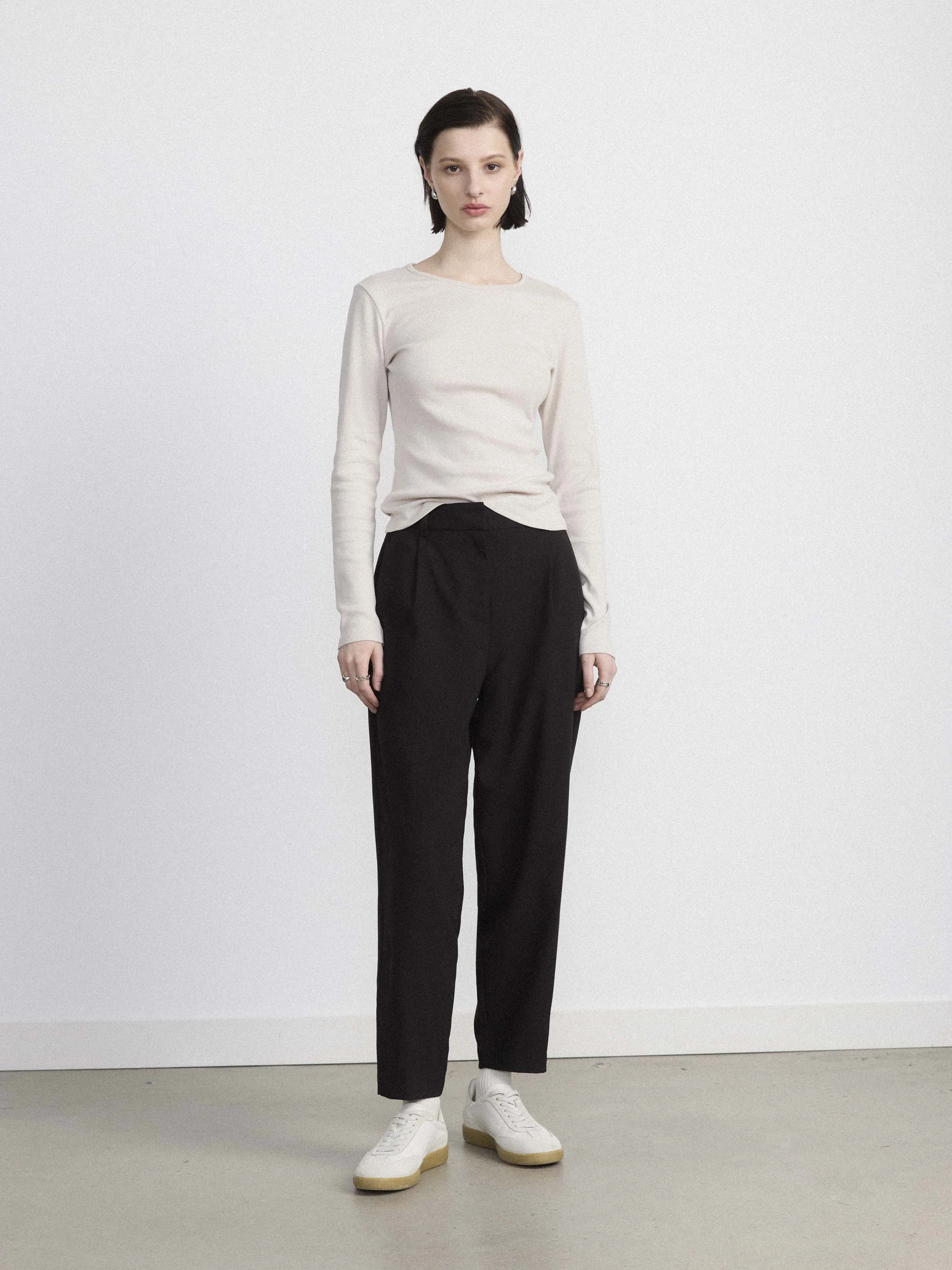 The Amelia Balloon Pant in Black