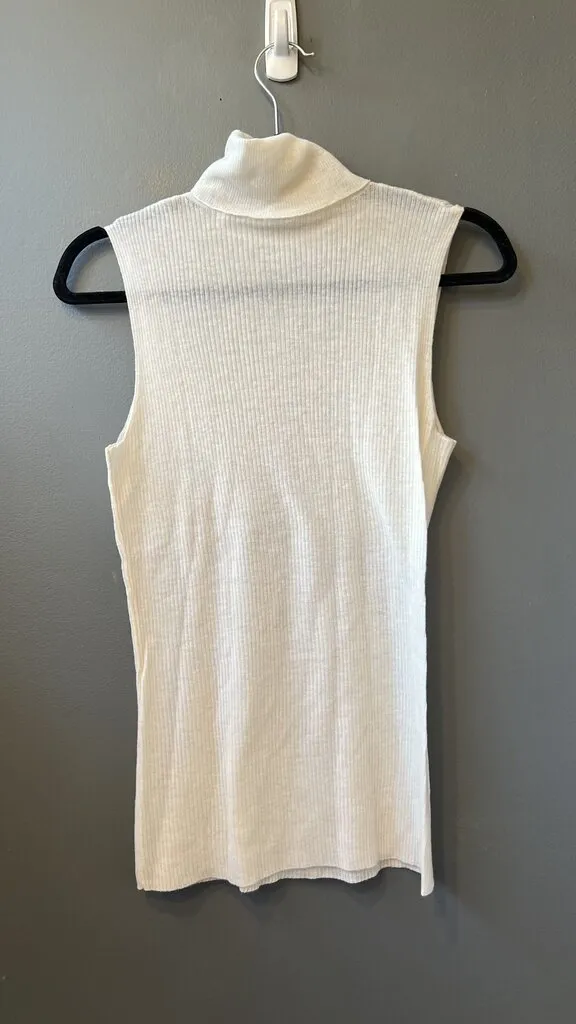 Tissue Ribbed Sleeveless Turtleneck