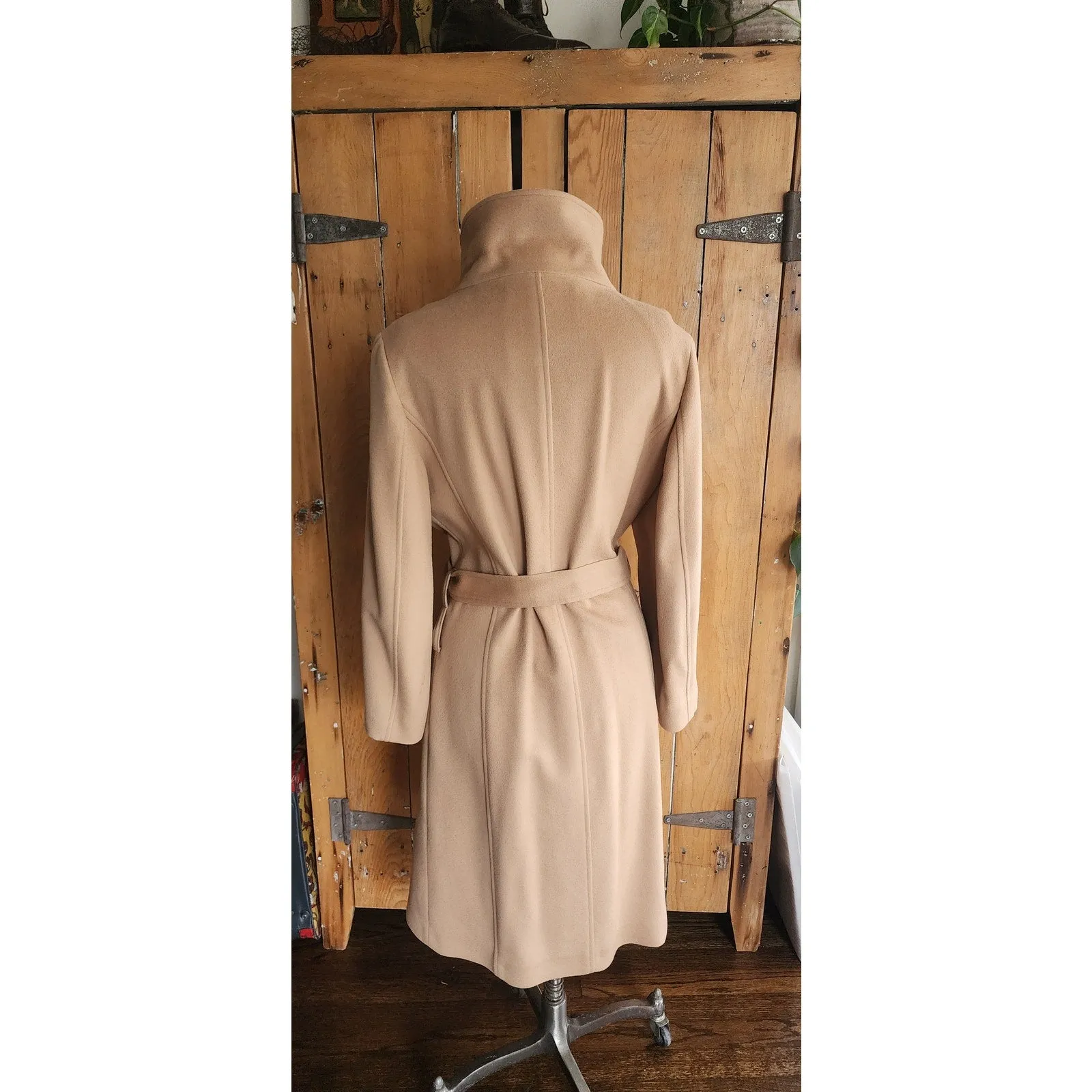 Vintage 2000s Burberry Coat Archival Beige Cashmere Blend  w/Sash Tie Belt / Medium