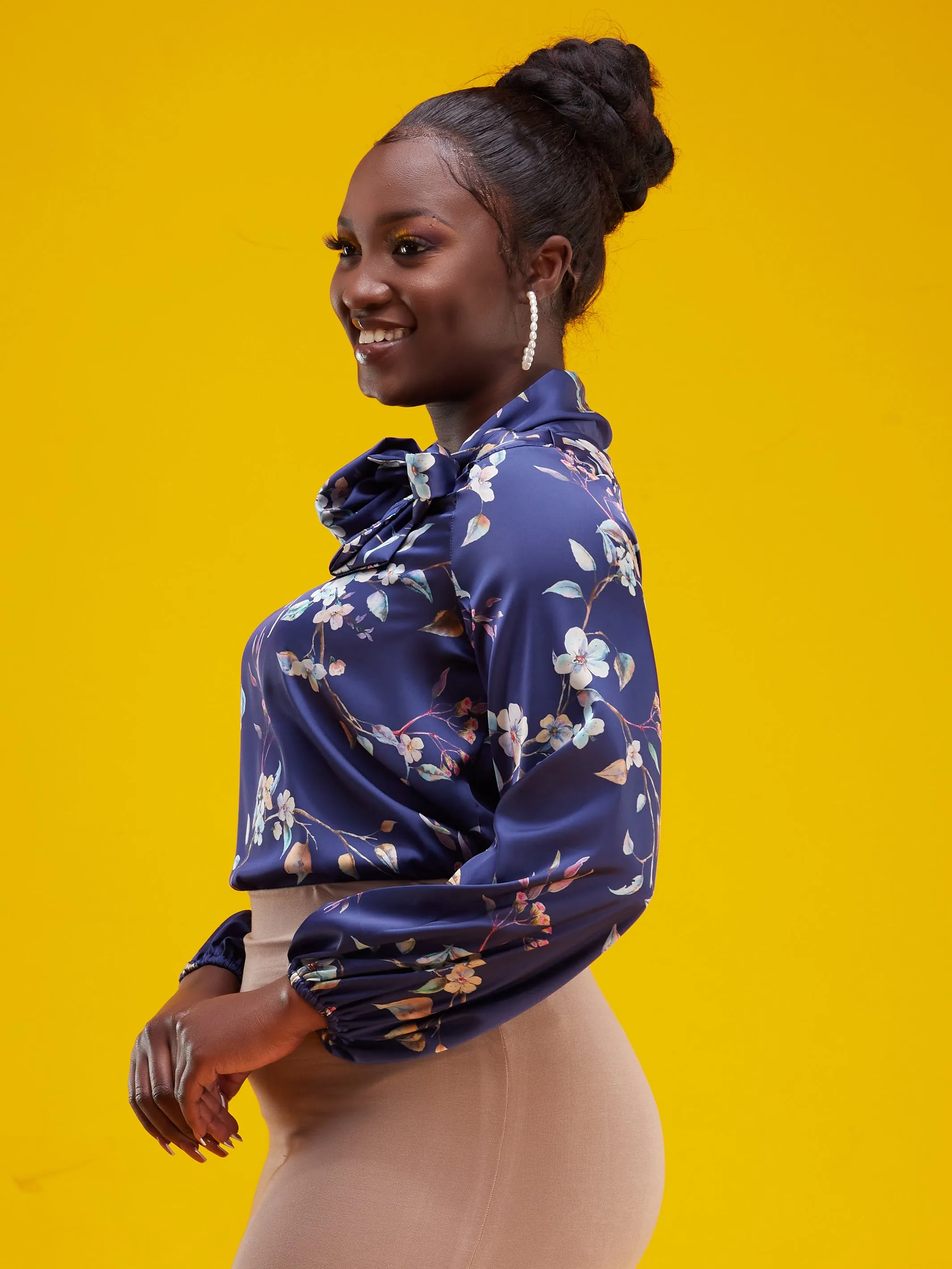 Vivo Bissa Bishop Long Sleeved Top - Navy Blue Floral Print