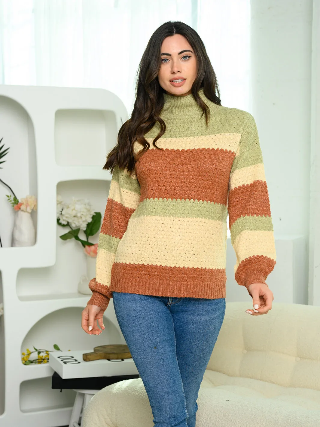 WOMEN'S LONG SLEEVE MOCK NECK COLOR BLOCK SWEATER