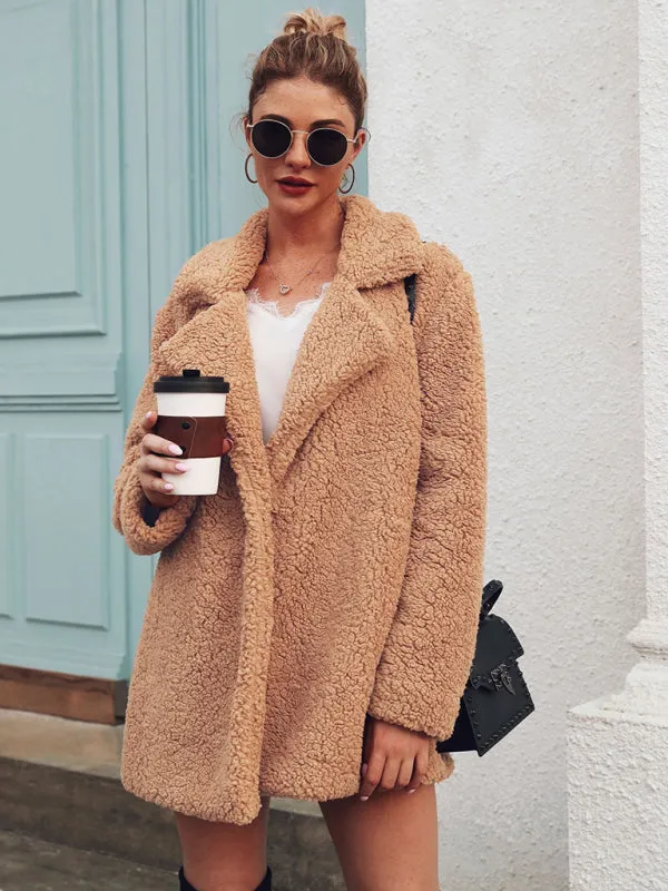 Women’s Oversized Minimalist Sherpa Coat With Folded Collar