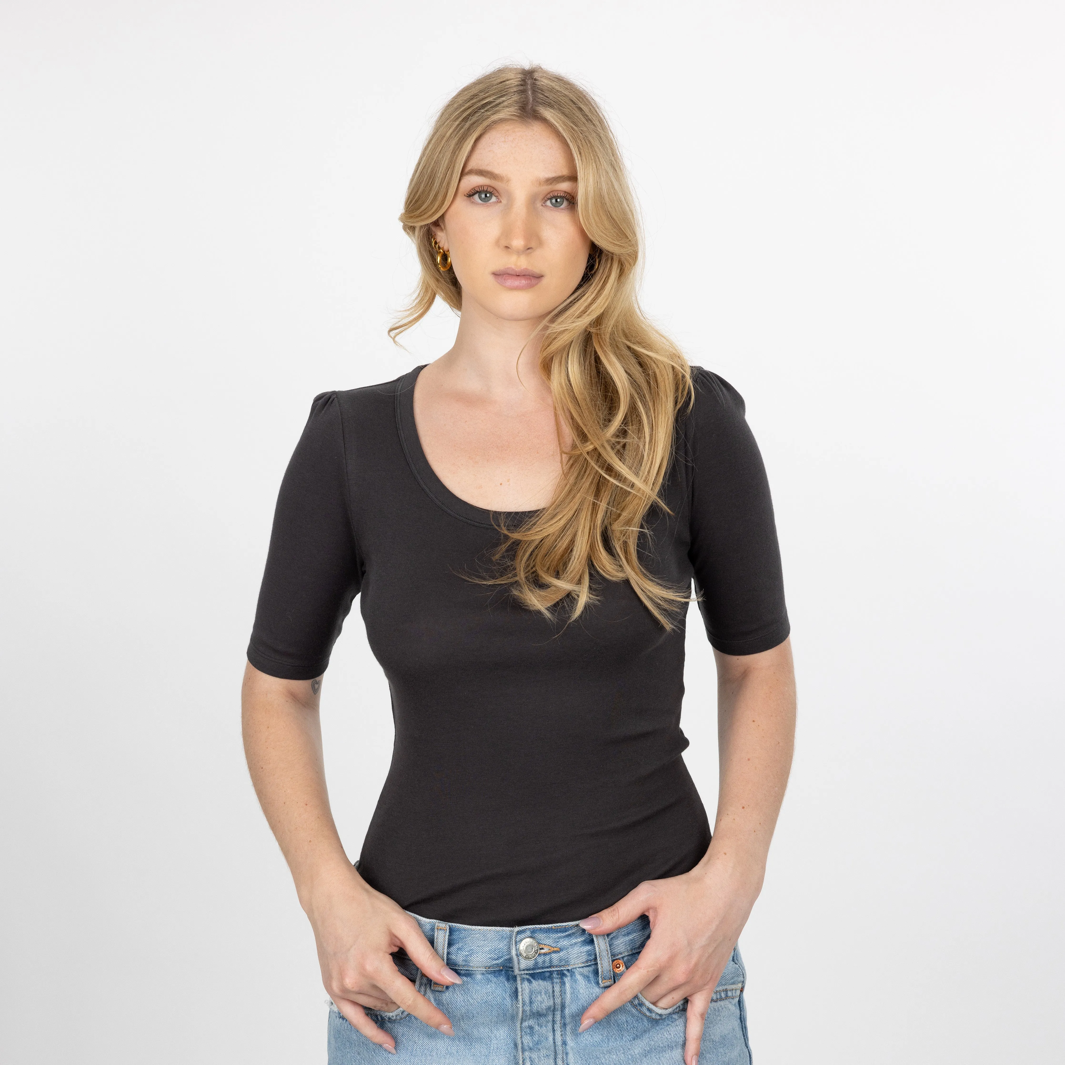 Womens Scoop Neck Elbow Length Tee - Pirate Black